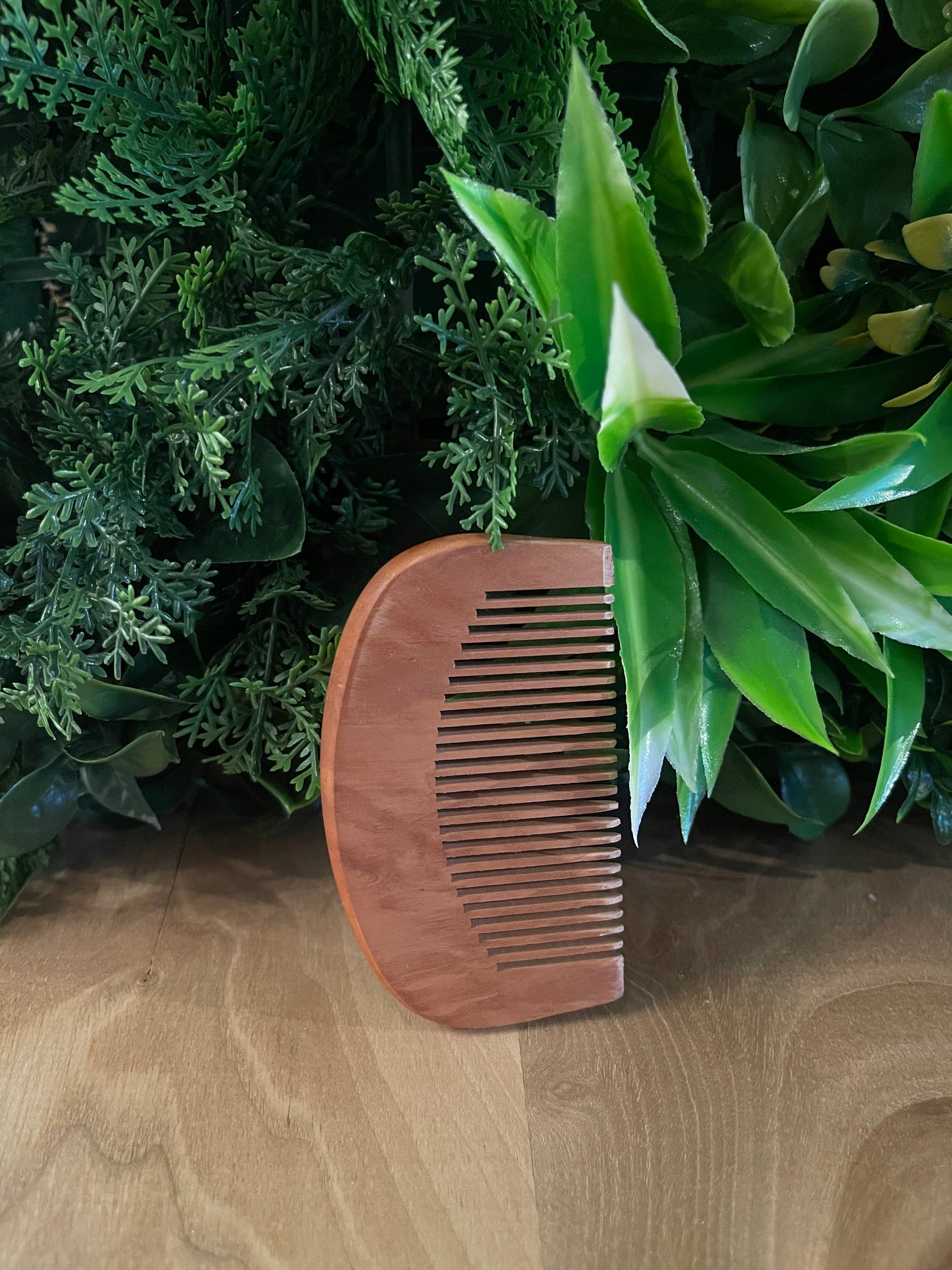 Wooden Crown Comb – Nature’s Touch